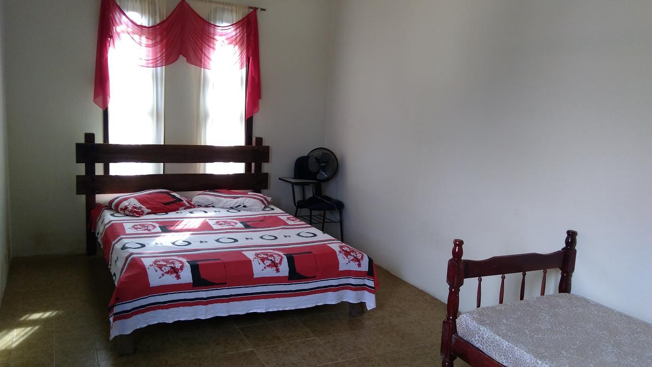 Hostel Balneario Copacabana Карагуататуба Екстер'єр фото