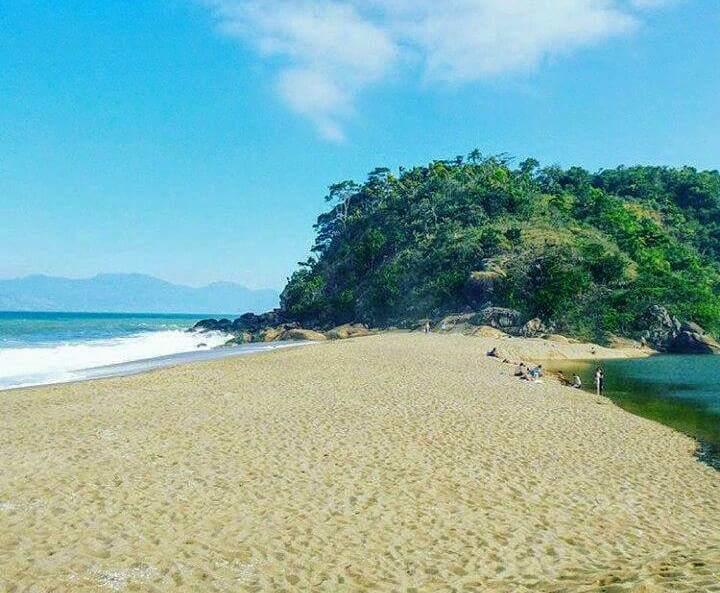 Hostel Balneario Copacabana Карагуататуба Екстер'єр фото